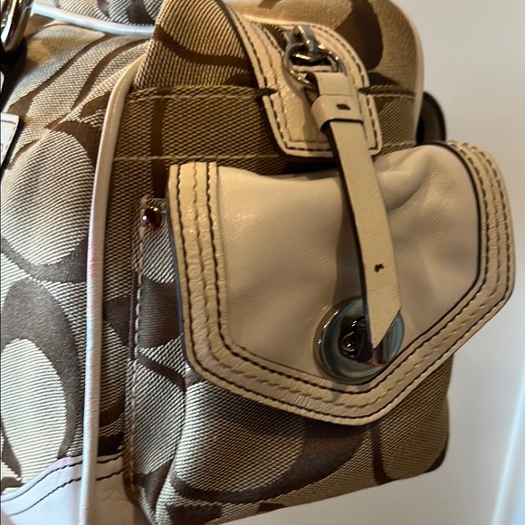 Rare!!! Coach Brown and Cream Signature Bag - Picture 8 of 10